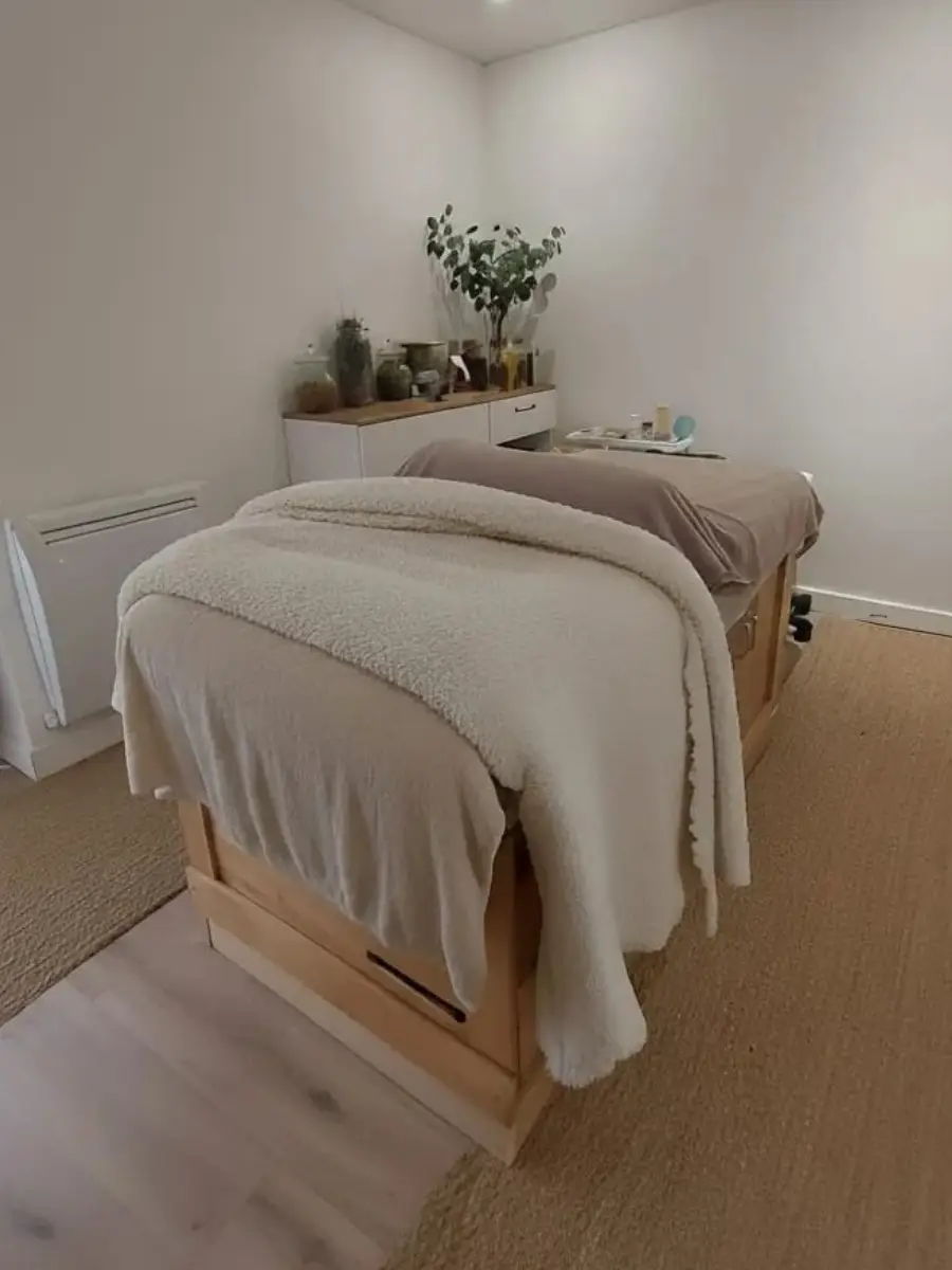 Cabine de massage et soins de l'institut