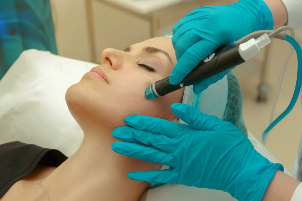 Dermapen HA + Vitamine C + Glutathione – hero